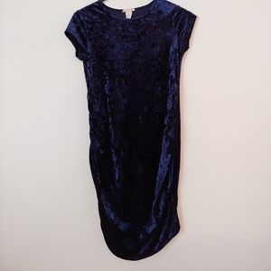 Coming Soon brand maternity dress size Small